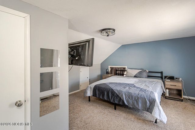 5857 Pickard Drive, Toledo, OH 43613