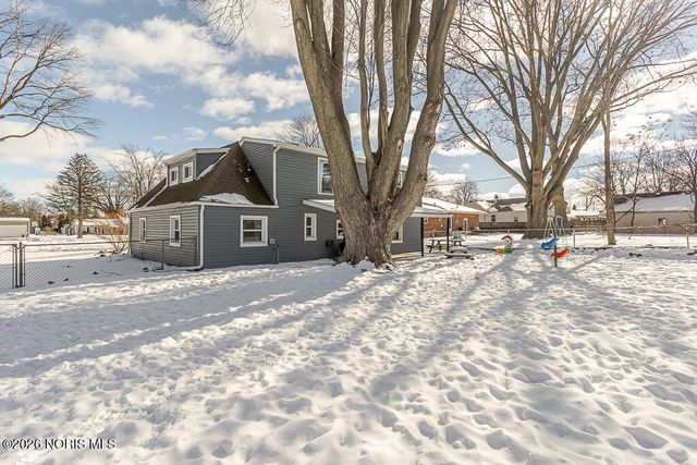 5857 Pickard Drive, Toledo, OH 43613