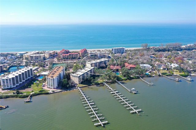 8625 MIDNIGHT PASS ROAD 305B, Sarasota, FL 34242