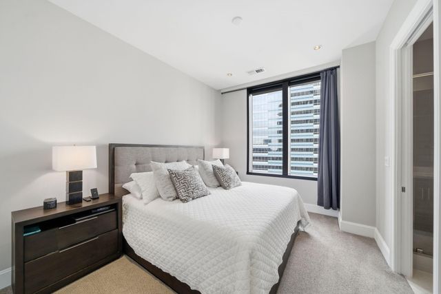 1409 Post Oak Boulevard 1903, Houston, TX 77056