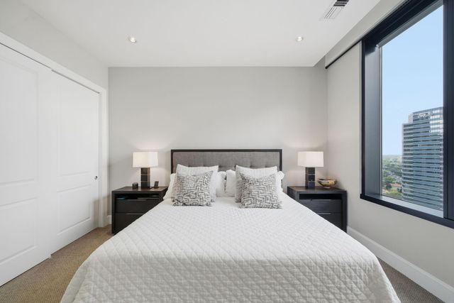 1409 Post Oak Boulevard 1903, Houston, TX 77056