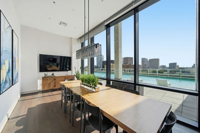 1409 Post Oak Boulevard 1903, Houston, TX 77056