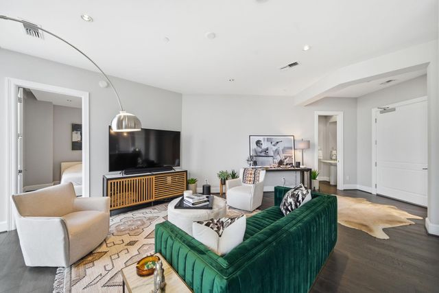 1409 Post Oak Boulevard 1903, Houston, TX 77056