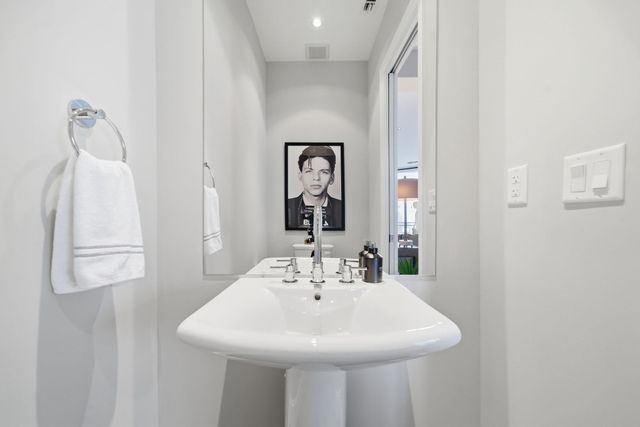 1409 Post Oak Boulevard 1903, Houston, TX 77056