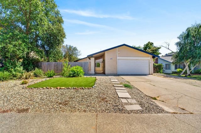 8488 Old Ranch Rd, Orangevale, CA 95662
