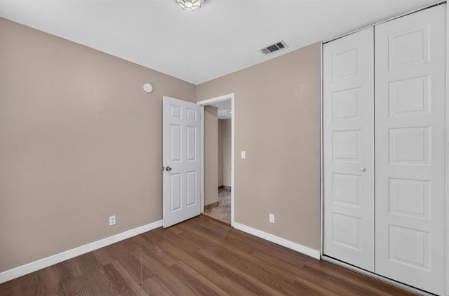 8488 Old Ranch Rd, Orangevale, CA 95662