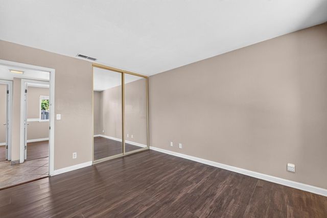 8488 Old Ranch Rd, Orangevale, CA 95662