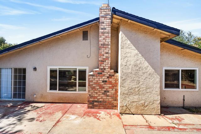8488 Old Ranch Rd, Orangevale, CA 95662