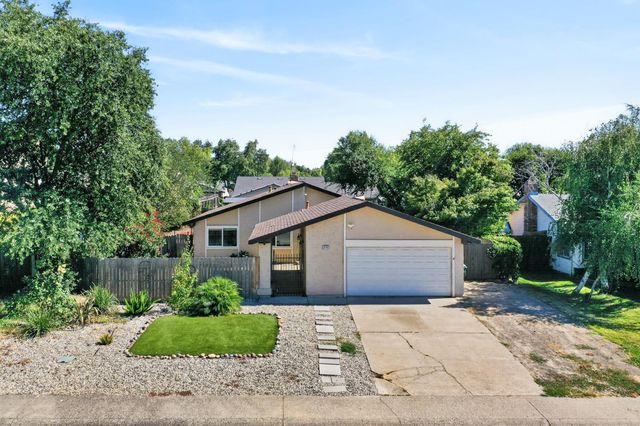 8488 Old Ranch Rd, Orangevale, CA 95662