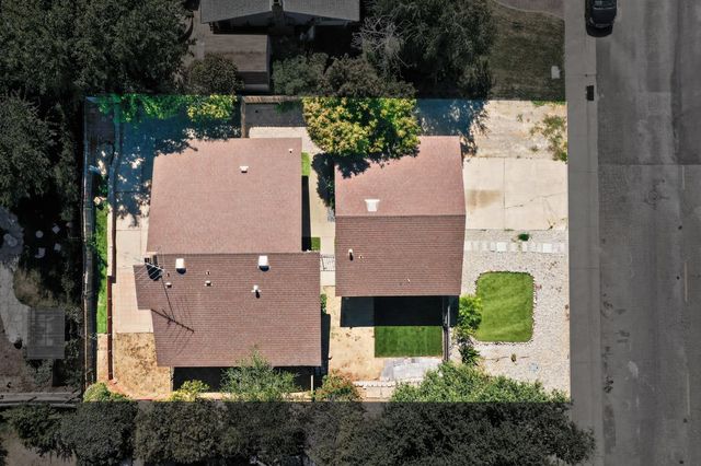 8488 Old Ranch Rd, Orangevale, CA 95662
