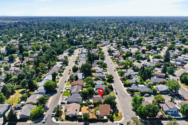 8488 Old Ranch Rd, Orangevale, CA 95662