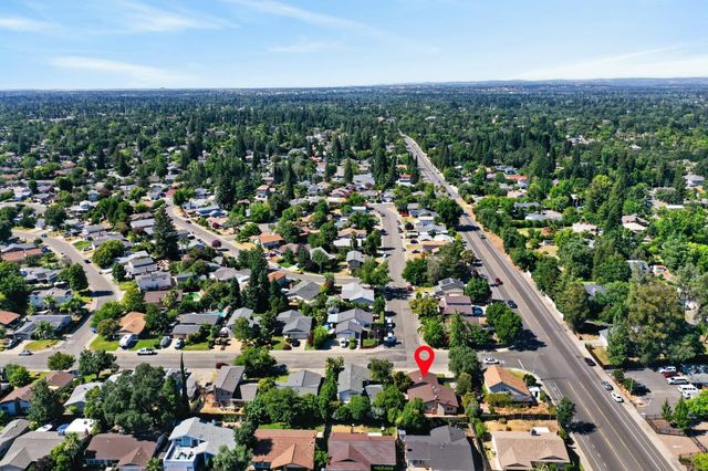 8488 Old Ranch Rd, Orangevale, CA 95662