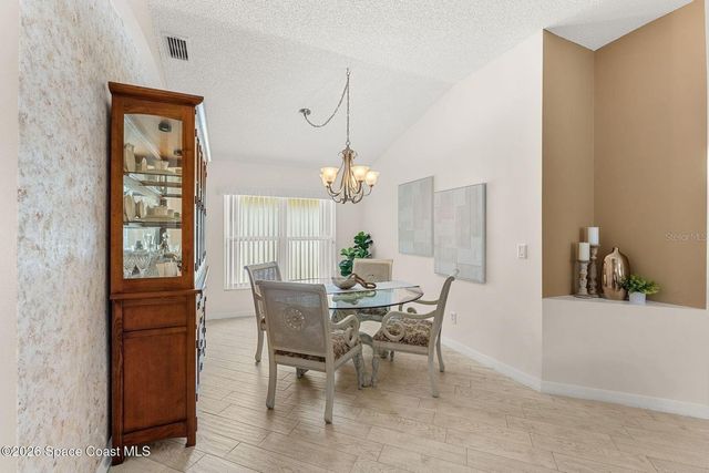 992 SHAW CIRCLE, Melbourne, FL 32940