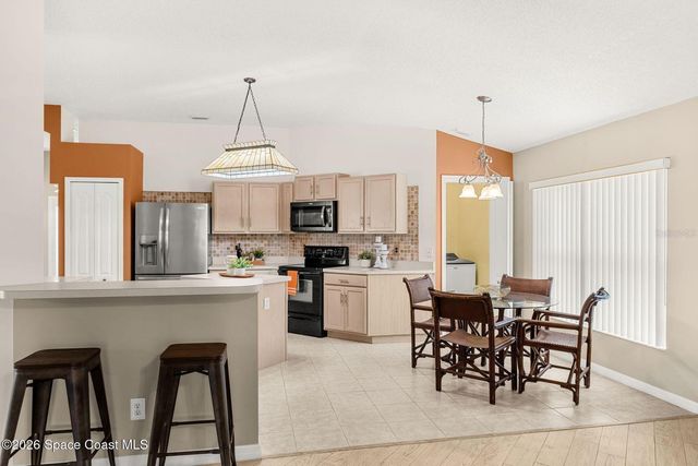992 SHAW CIRCLE, Melbourne, FL 32940