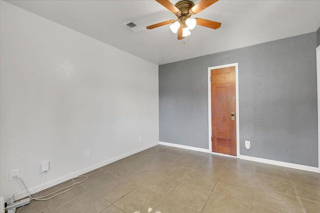 6809 Kermit Ln, Fair Oaks, CA 95628