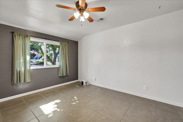 6809 Kermit Ln, Fair Oaks, CA 95628