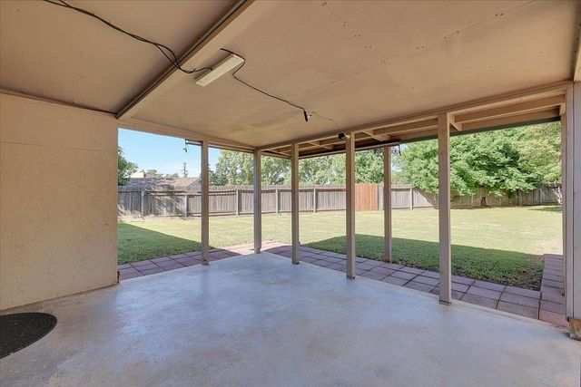 6809 Kermit Ln, Fair Oaks, CA 95628