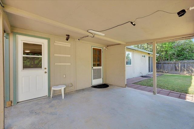 6809 Kermit Ln, Fair Oaks, CA 95628