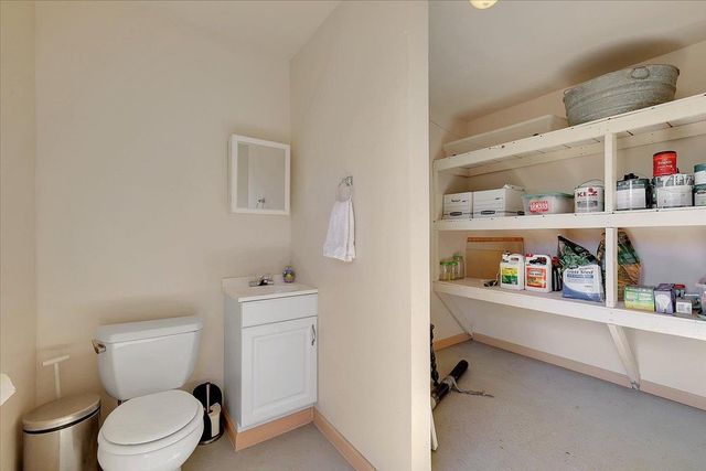 6809 Kermit Ln, Fair Oaks, CA 95628