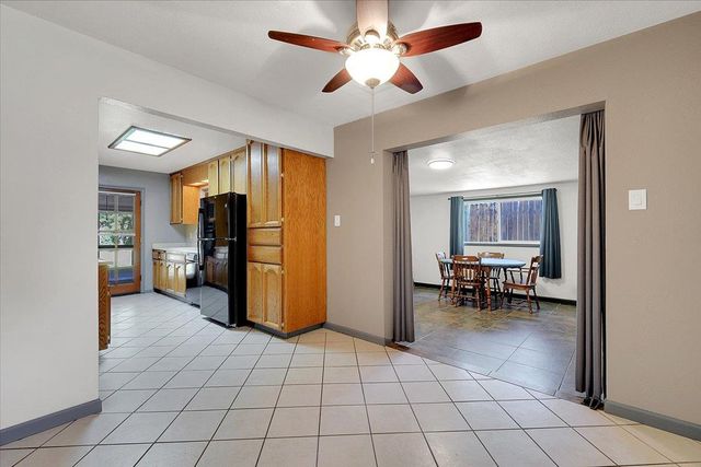 6809 Kermit Ln, Fair Oaks, CA 95628