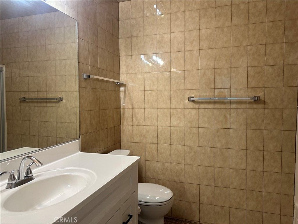 Image 14 of property listing at 9704 Bickley, Huntington Beach, CA 92646