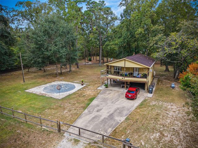 123 White Oak Drive N, Woodbranch, TX 77357