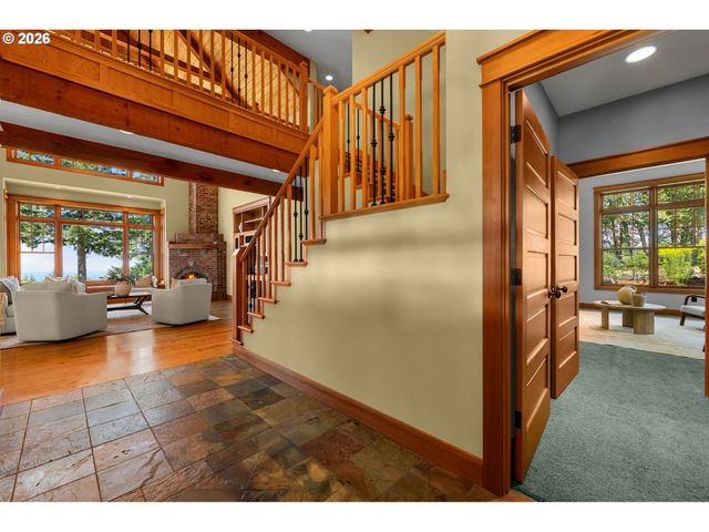 30100 Ne LIVINGSTON MOUNTAIN Cir, Camas, WA 98607