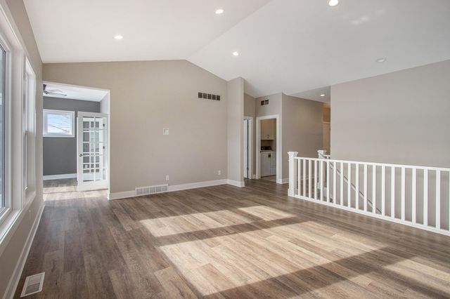 552 Sun Vale Lane, Grandville, MI 49418