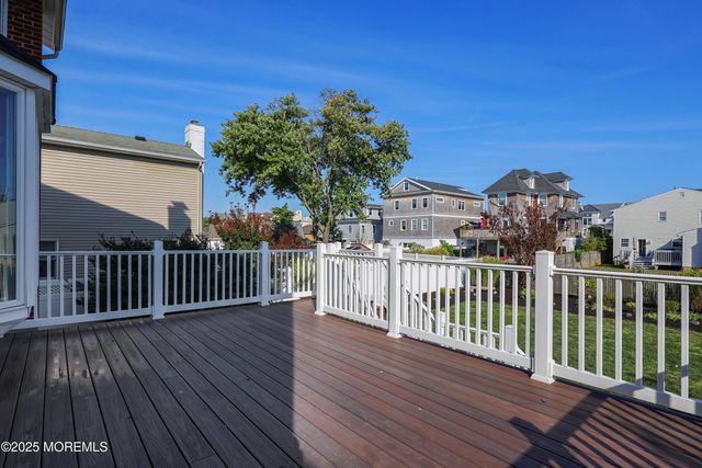 93 S Ward Avenue, Rumson, NJ 07760