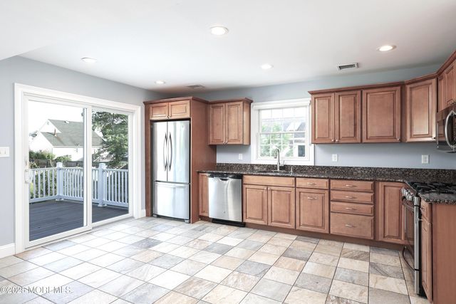 93 S Ward Avenue, Rumson, NJ 07760