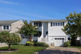 93 S Ward Avenue, Rumson, NJ 07760