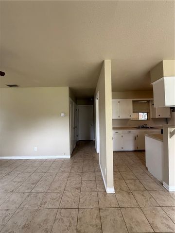 1005 Schallert Dr, Alice, TX 78332