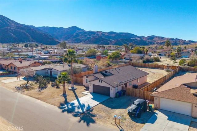 6748 El Sol, 29 Palms, CA 92277