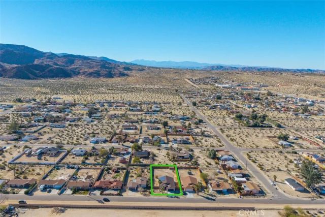 6748 El Sol, 29 Palms, CA 92277