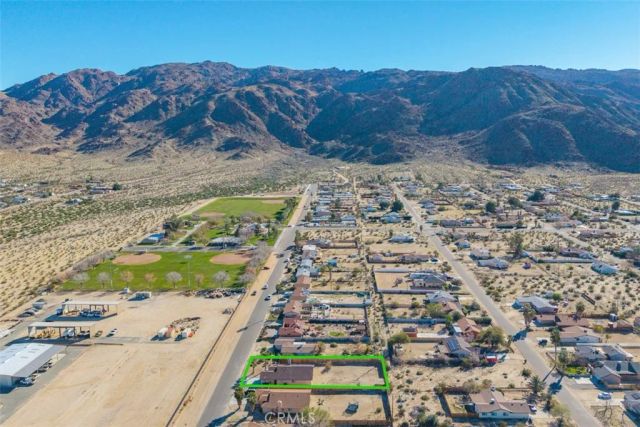 6748 El Sol, 29 Palms, CA 92277