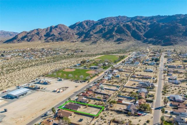 6748 El Sol, 29 Palms, CA 92277