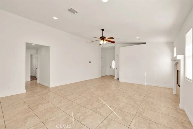 6748 El Sol, 29 Palms, CA 92277