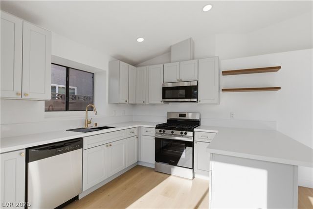 7083 Rhapsody Lane, Las Vegas, NV 89119