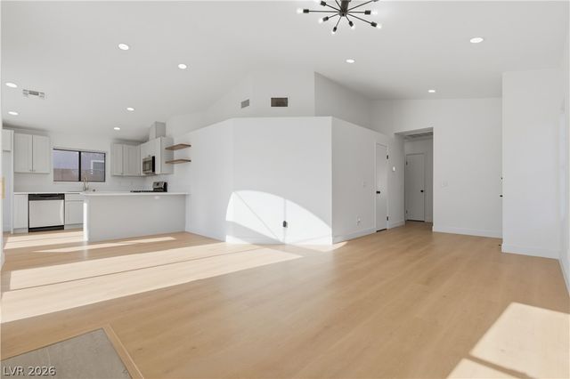7083 Rhapsody Lane, Las Vegas, NV 89119