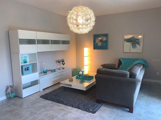 4845 MAPLE PARK STREET, Orlando, FL 32811