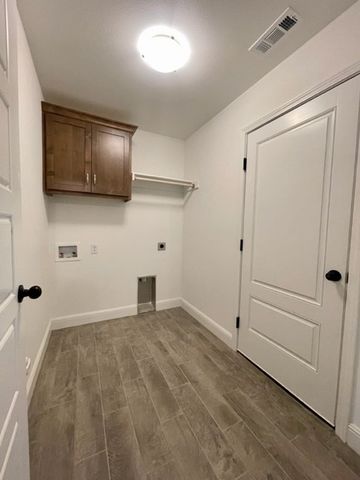 5902 NW Ettie May Street, Bentonville, AR 72713