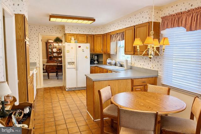 5211 DOVE POINT LN, Fruitland, MD 21826