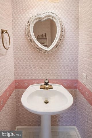 5211 DOVE POINT LN, Fruitland, MD 21826