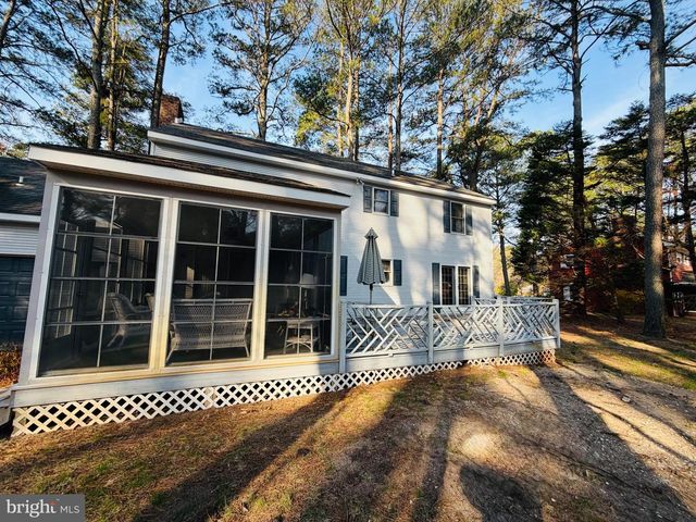 5211 DOVE POINT LN, Fruitland, MD 21826