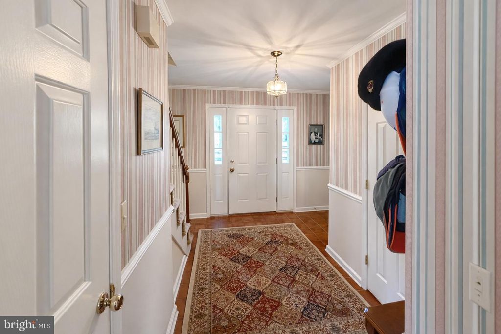 Image 12 of property listing at 5211 DOVE POINT LN, Fruitland, MD 21826