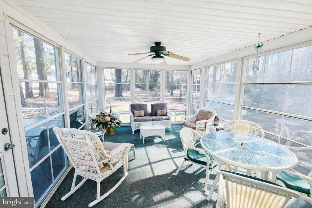 Image 15 of property listing at 5211 DOVE POINT LN, Fruitland, MD 21826