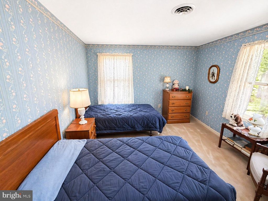 Image 27 of property listing at 5211 DOVE POINT LN, Fruitland, MD 21826