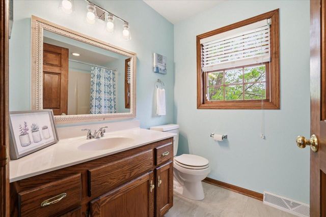 660 Weidman COURT, Cedarburg, WI 53012