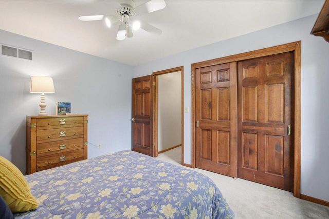 660 Weidman COURT, Cedarburg, WI 53012