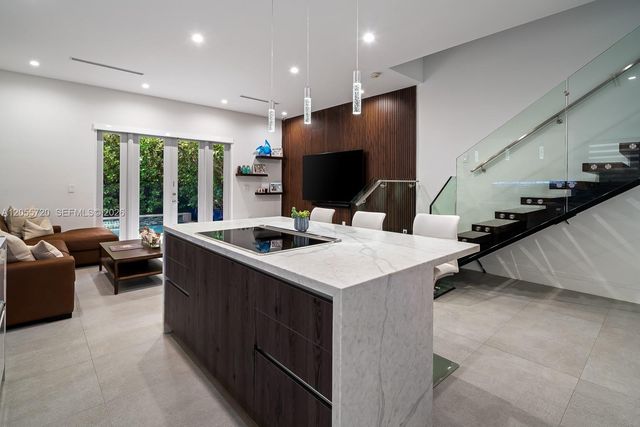 3073 Carter St 3073 3073, Miami, FL 33133